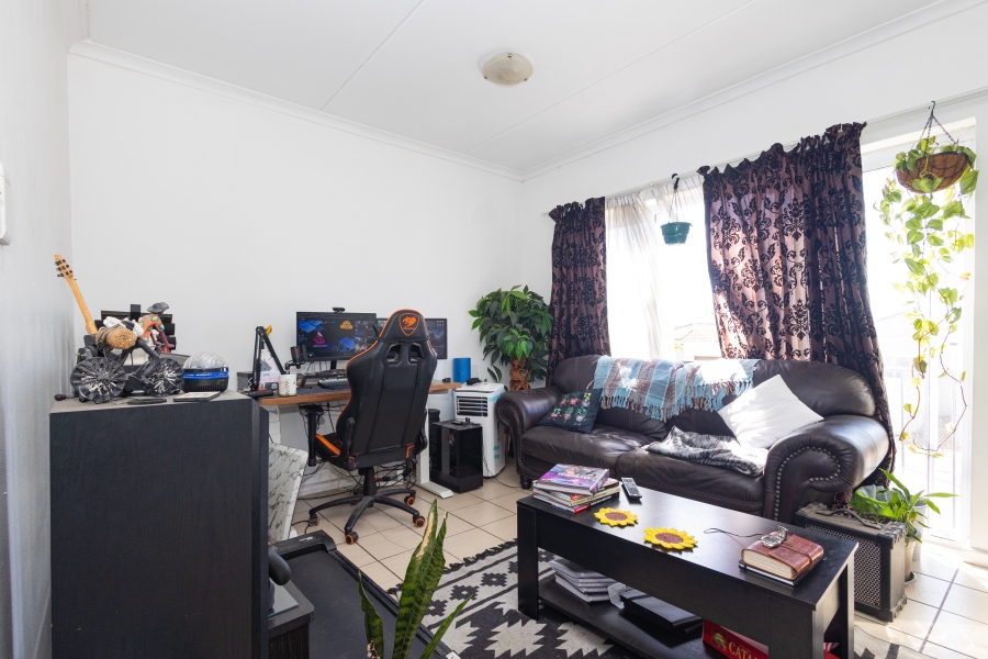 1 Bedroom Property for Sale in Viking Village Western Cape